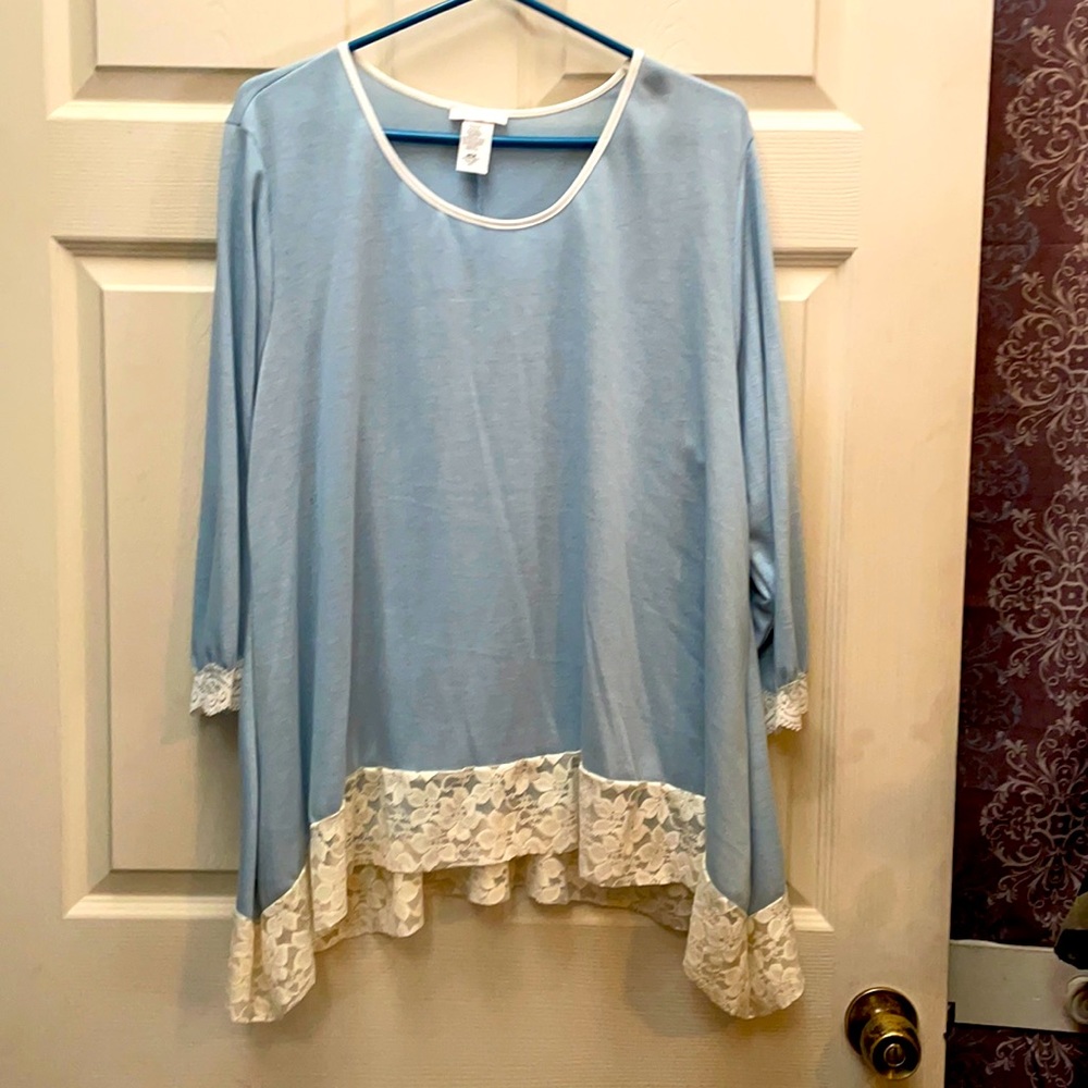NWOT Lt Blue Lace Border Long Sleeve Blouse, 2XL